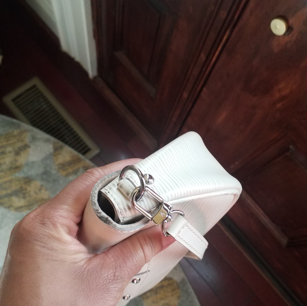 Lanie - Picture 5 of 5